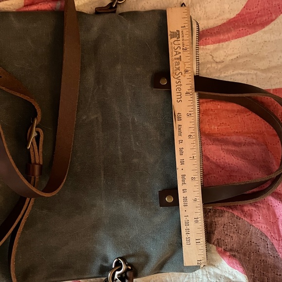 Red House Canvas Tote - Picture 12 of 12